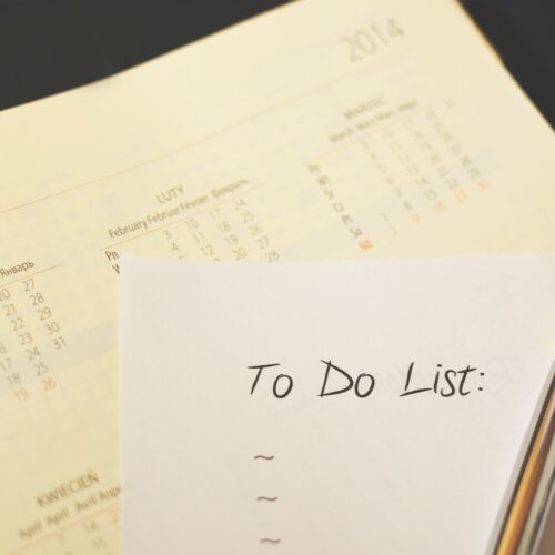 pen calendar to do checklist